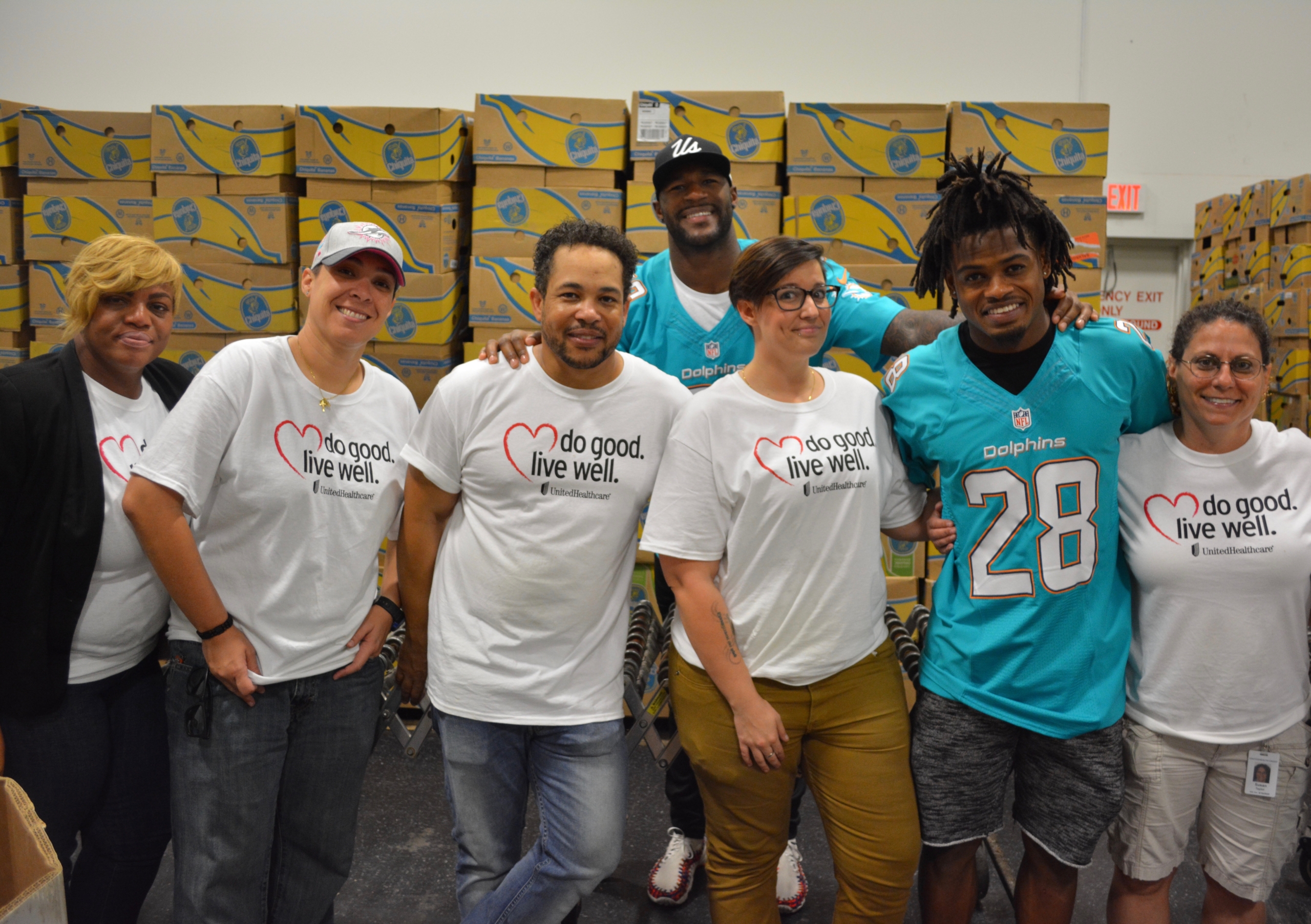 Miami Dolphins and UnitedHealthcare Sack Hunger in South Florida