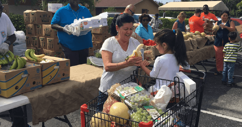 With SNAP Recipients, Federal Workers in Need of Food, Florida Agencies Fill Shutdown Gap