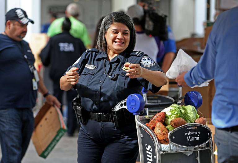 Federal Workers Impacted by Government Shutdown Get a Little Help from Feeding South Florida